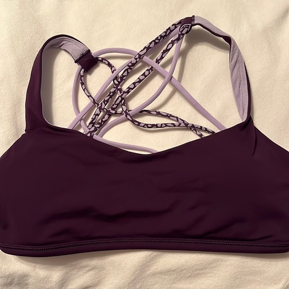 Purple lululemon Free to Be Wild Sports Bra in a size 6 - Picture 1 of 2
